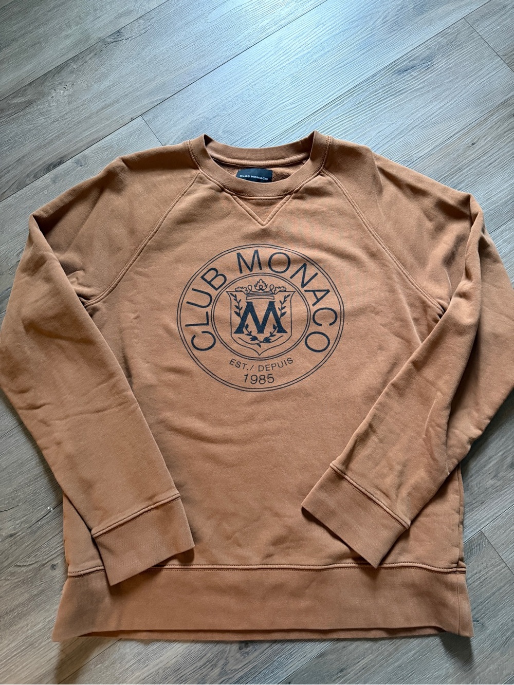Club Monaco Men's Rust Brown Crewneck Sweatshirt with Crest Logo